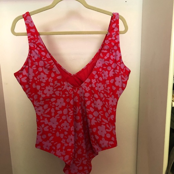 Plus size one piece - Picture 3 of 3